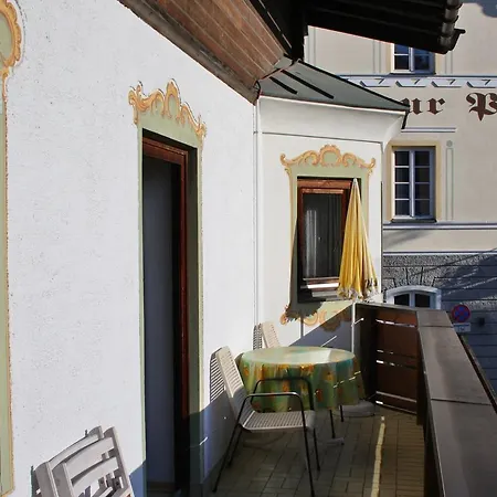 Hausberg Apartment *